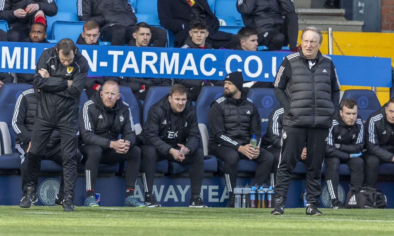 Aberdeen manager Neil Warnock during his side's defeat by Kilmarnock.