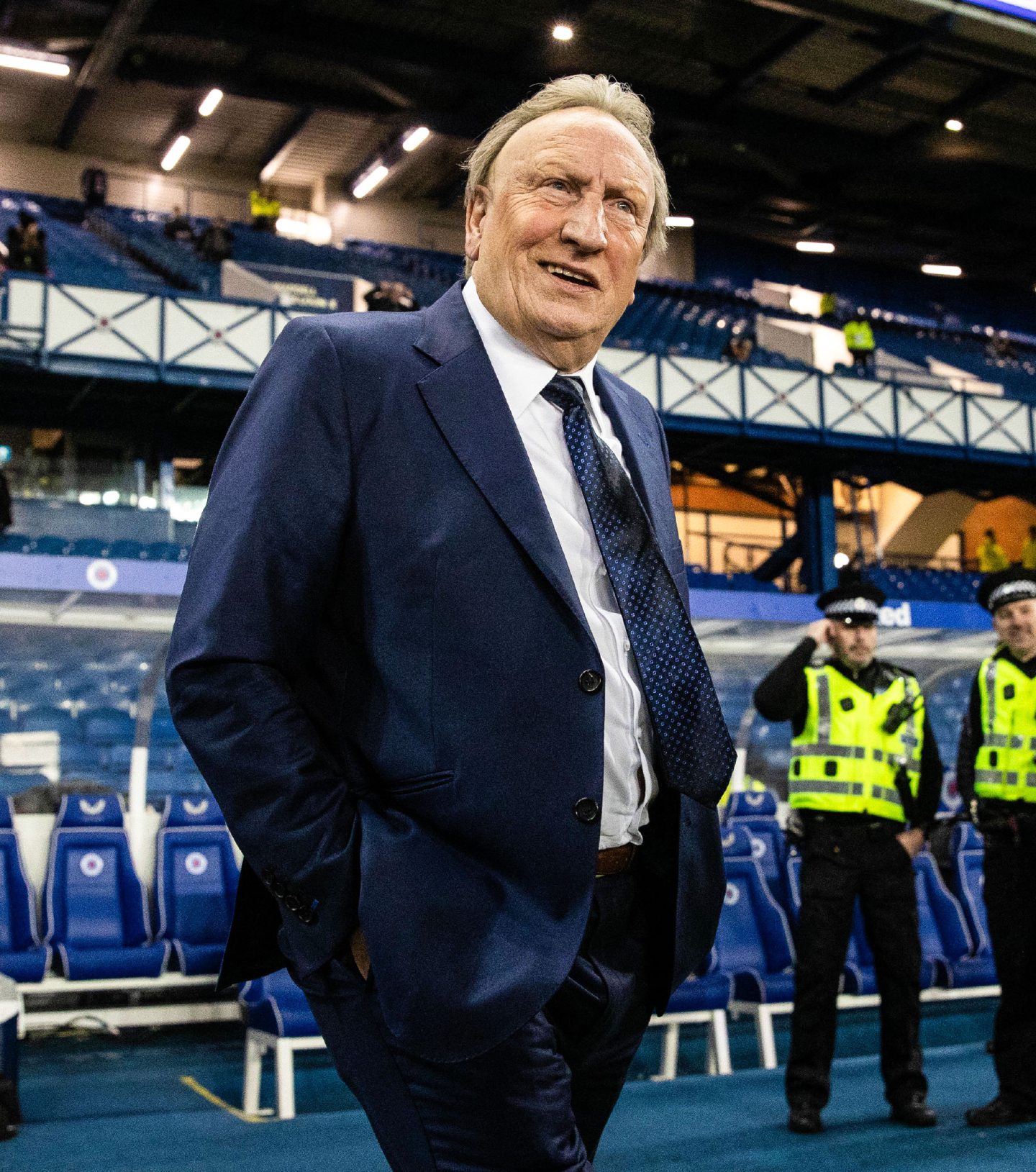Aberdeen interim manager Neil Warnock at Ibrox during the 2-1 loss to Rangers. Image: SNS 