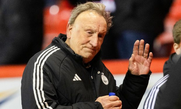 Aberdeen manager Neil Warnock after Wednesday night's 2-0 Premiership loss to St Johnstone. Image: SNS.