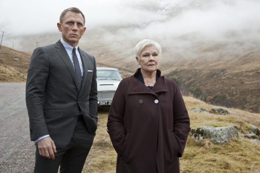 Skyfall Judy Dench and Daniel Craig in Glencoe