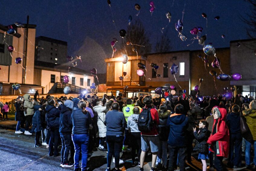 Balloons released in tribute to Aberdeen schoolgirl Jessica Rennie, who died after getting into difficulty at Northfield pool last week. 