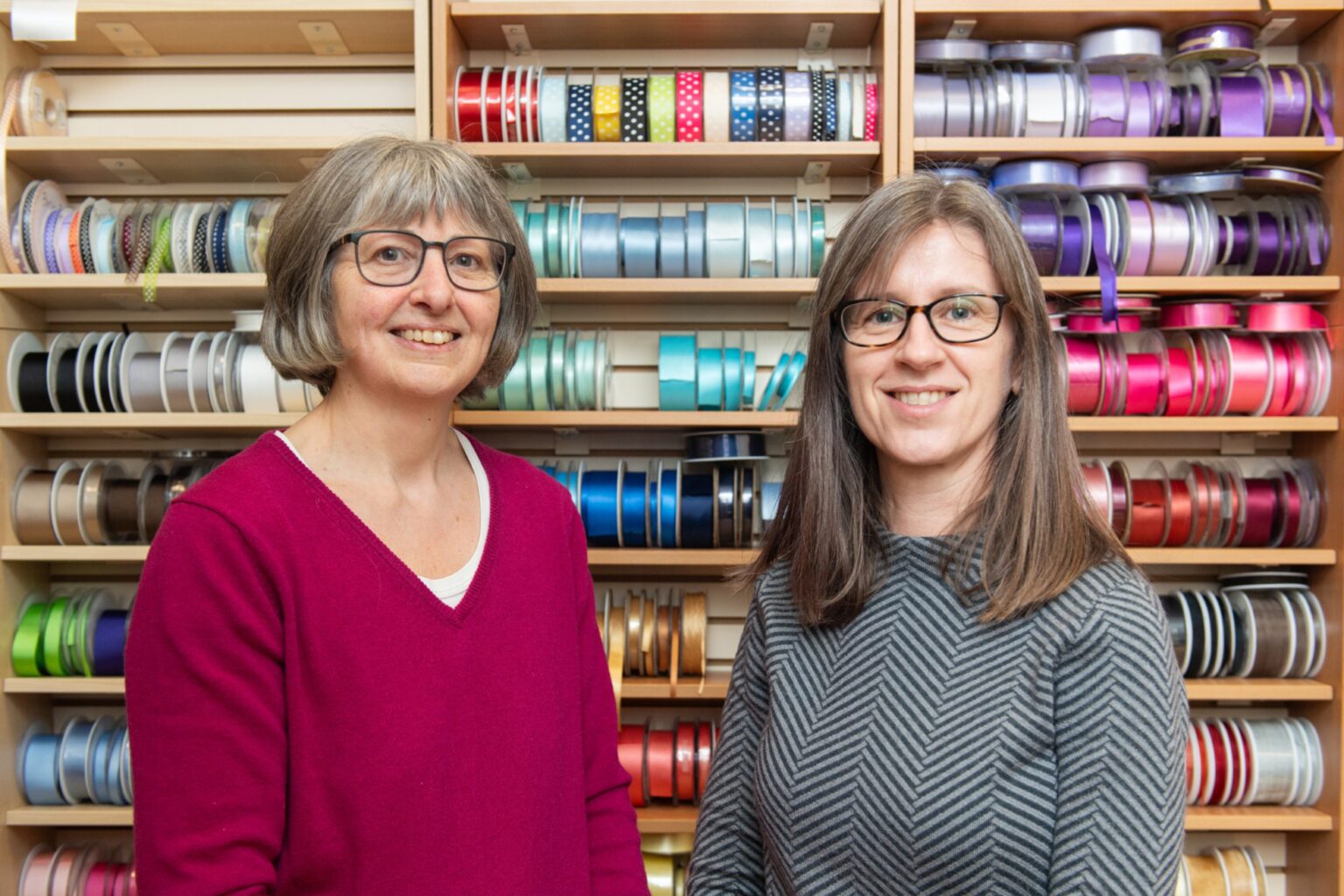 Bee Crafty Former Elgin nurse swaps one needle for another