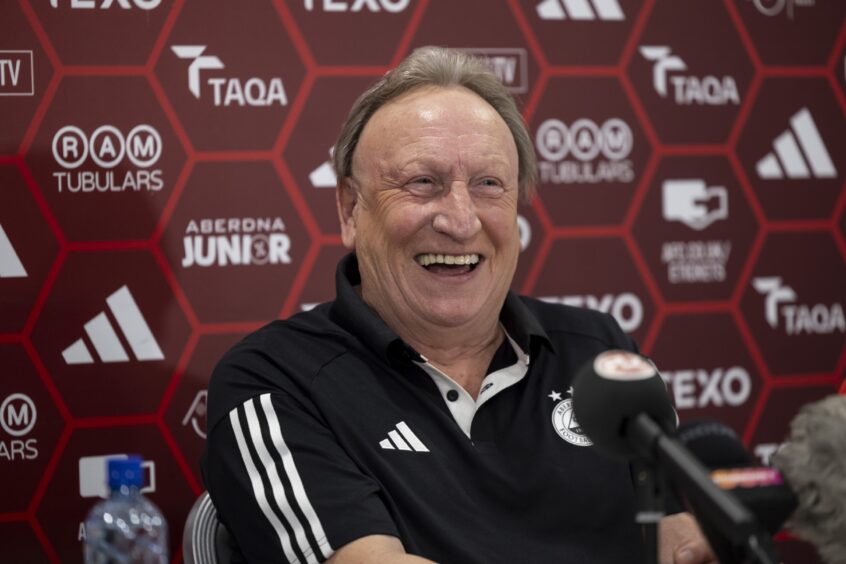 New Aberdeen boss Neil Warnock speaking to the media for the first time as Dons gaffer. Image: Newsline.