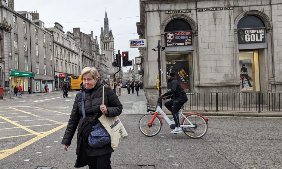 The proposed segregated bike lane would take on the hill on Market Street. Image: Alastair Gossip/DC Thomson