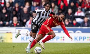 Lutz Pfannenstiel says Aberdeen loan signing Toyosi Olusanya brings ‘aggression’ missing from Dons attack