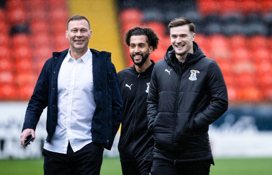 Morgan Boyes and Remi Savage, along with Caley Thistle manager Duncan Ferguson.