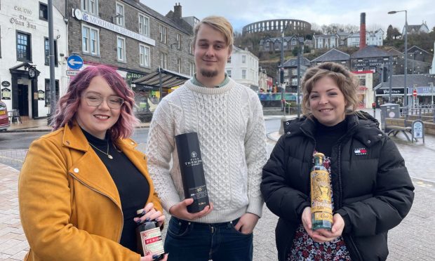 ooshka Bar has launched a tastings compnay in Oban.