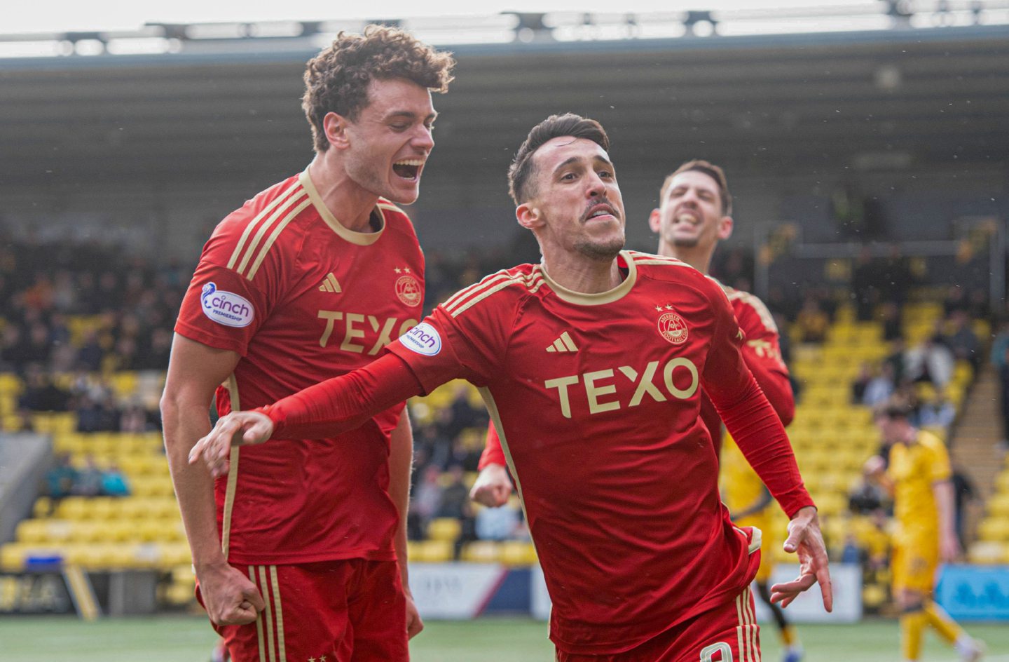 Aberdeen's Bojan Miovski celebrates with Dante Polvara after scoring late on - only for the goal to be disallowed.
