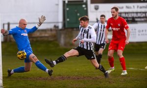 Fraserburgh's Ryan Sargent, centre, tries to beat Brora Rangers goalkeeper Logan Ross, left. Pictures by Darrell Benns/DCT Media.