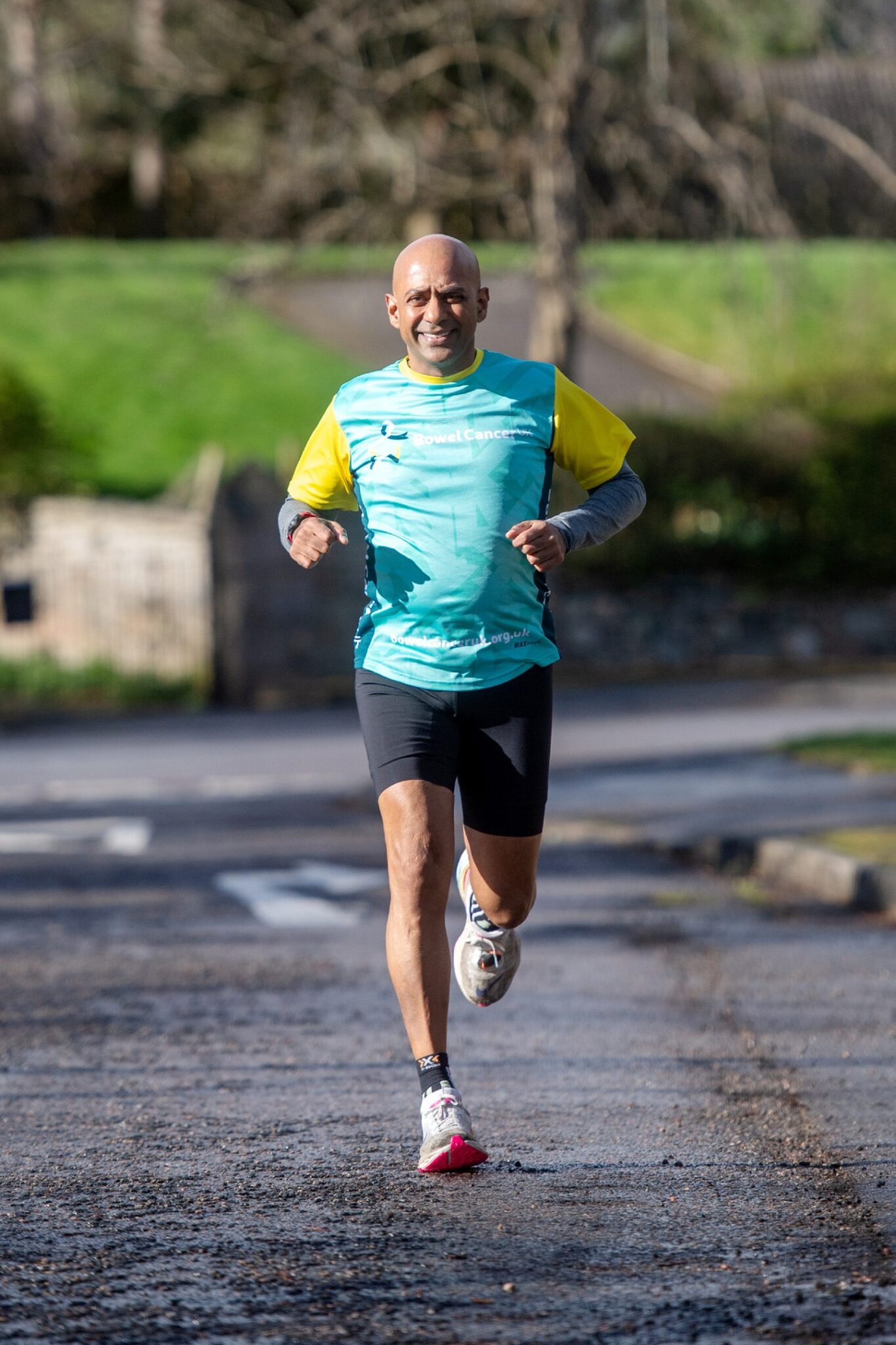 Aboyne dentist's 183mile challenge for colleague's bowel cancer