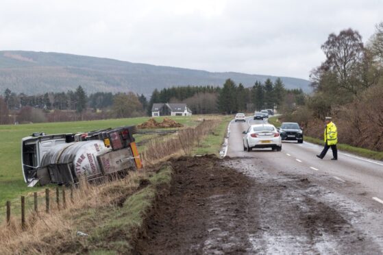 Tanker on the side of the A941. Image: Jasperimage.