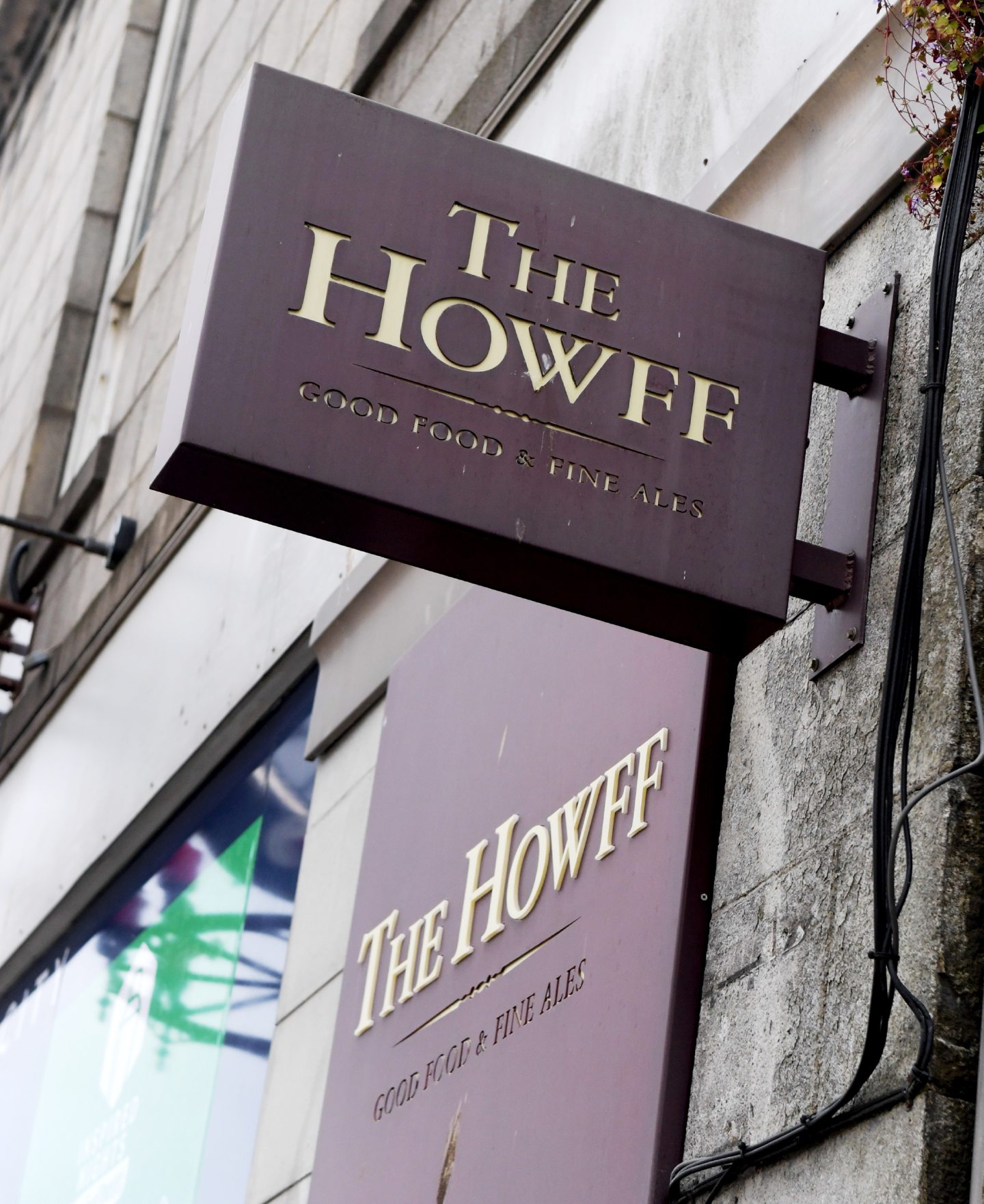 A sign for Aberdeen pub The Howff, which s on the city's Union Street