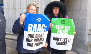 Aberdeen City Council tenants Hayley Urquhart and Marie Edwards. Image: Kirstie Topp/DC Thomson