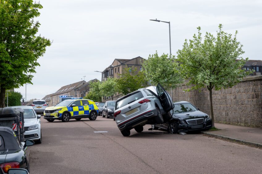 4x4 crashed into Mercedes