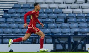 Timothy Akindileni has moved from Aberdeen to Queens Park Rangers.