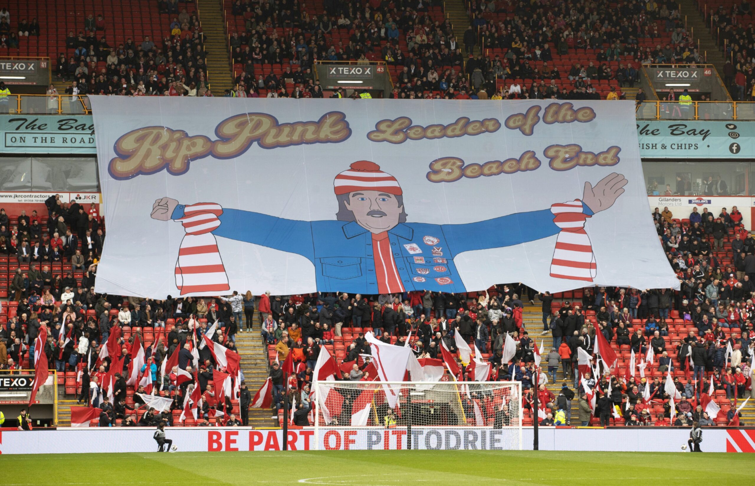 Tifo raised in tribute to Duncan 'Punk' Clark in the Richard Donald stand before the Premiership clash with St Johnstone. Image: SNS 