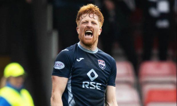 Jake Eastwood is training with Ross County