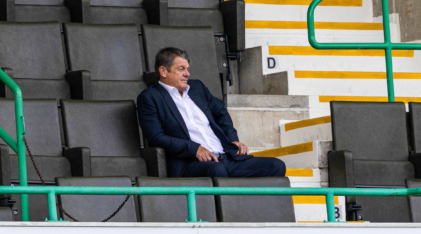 Scotland Assistant Head Coach John Carver watches Aberdeen beat Hibs 4-0 at Easter Road. Image: SNS 