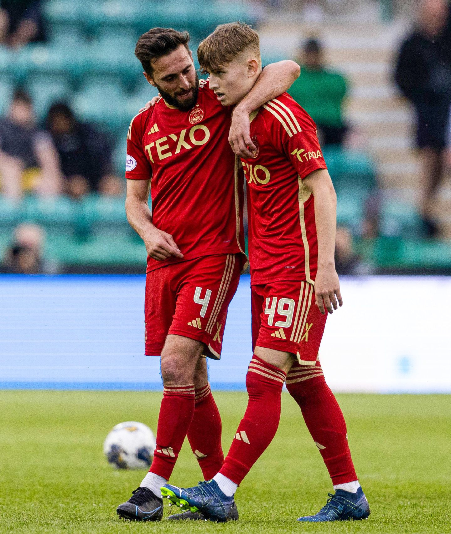 Aberdeen's Graeme Shinnie and Fletcher Boyd at full time after the 4-0 defeat of Hibs. 