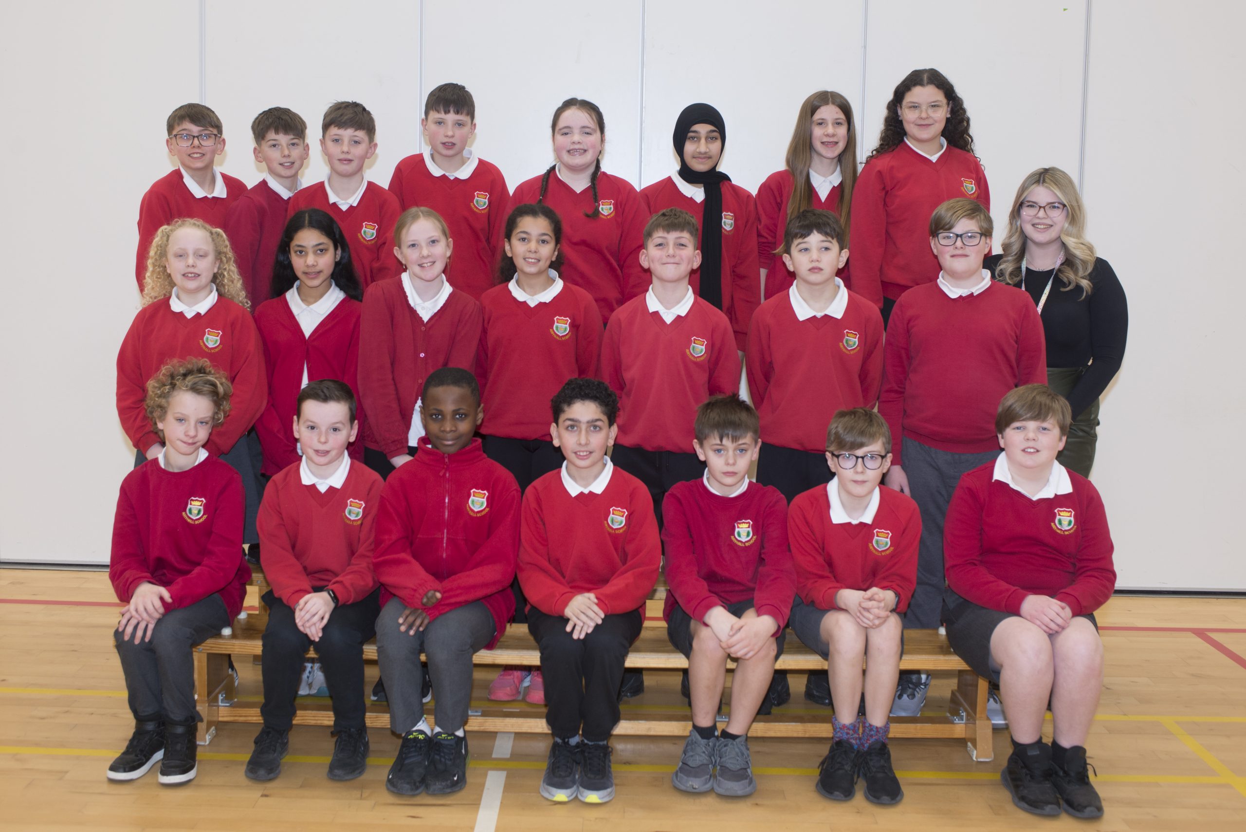 Airyhall School, P7T with Miss Taylor