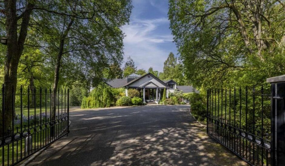 Secluded Aberdeen home goes up for sale.
