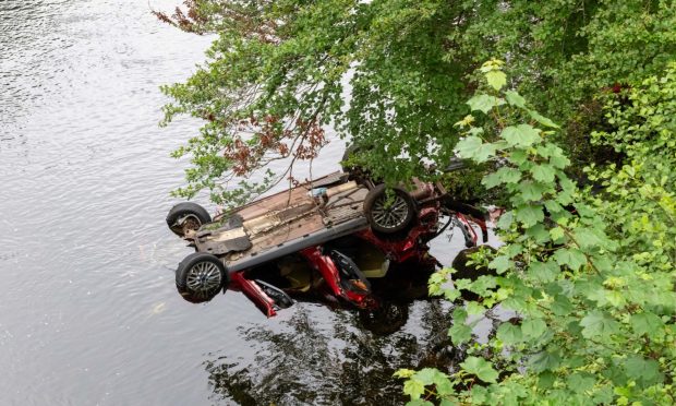 Two men died after a vehicle crashed into the River Garry, Image: Jasperimage