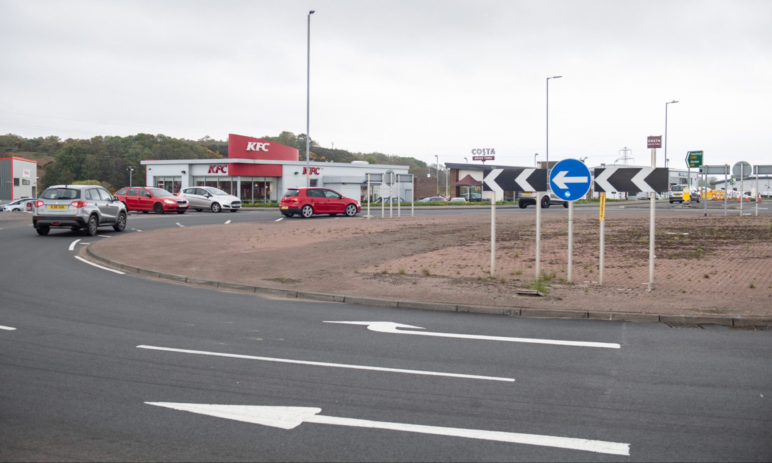 KFC roundabout in Elgin