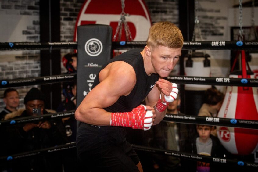 Gregor McPherson training ahead of his fight against Christian Lopez Flores. Image: Kath Flannery/DC Thomson