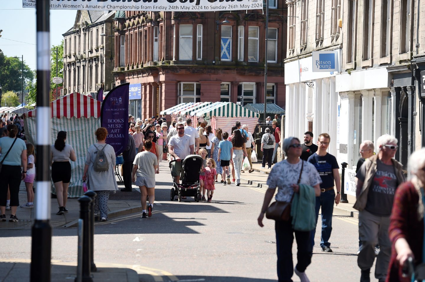 Busy Nairn High Street.