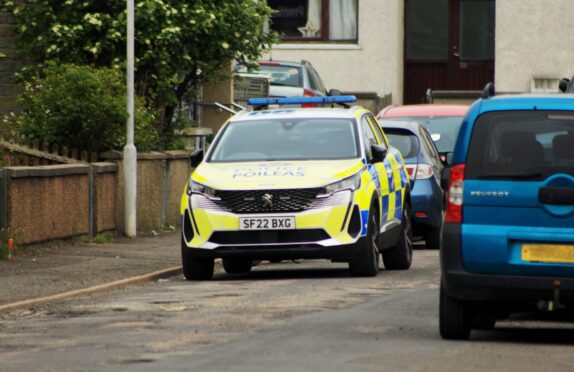 A heavy police presence on Glamis Road. Image: DCT Media