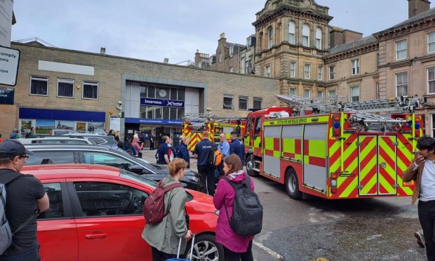 People evacuated from Inverness train station. Image: Alberto Lejarraga/DC Thomson.