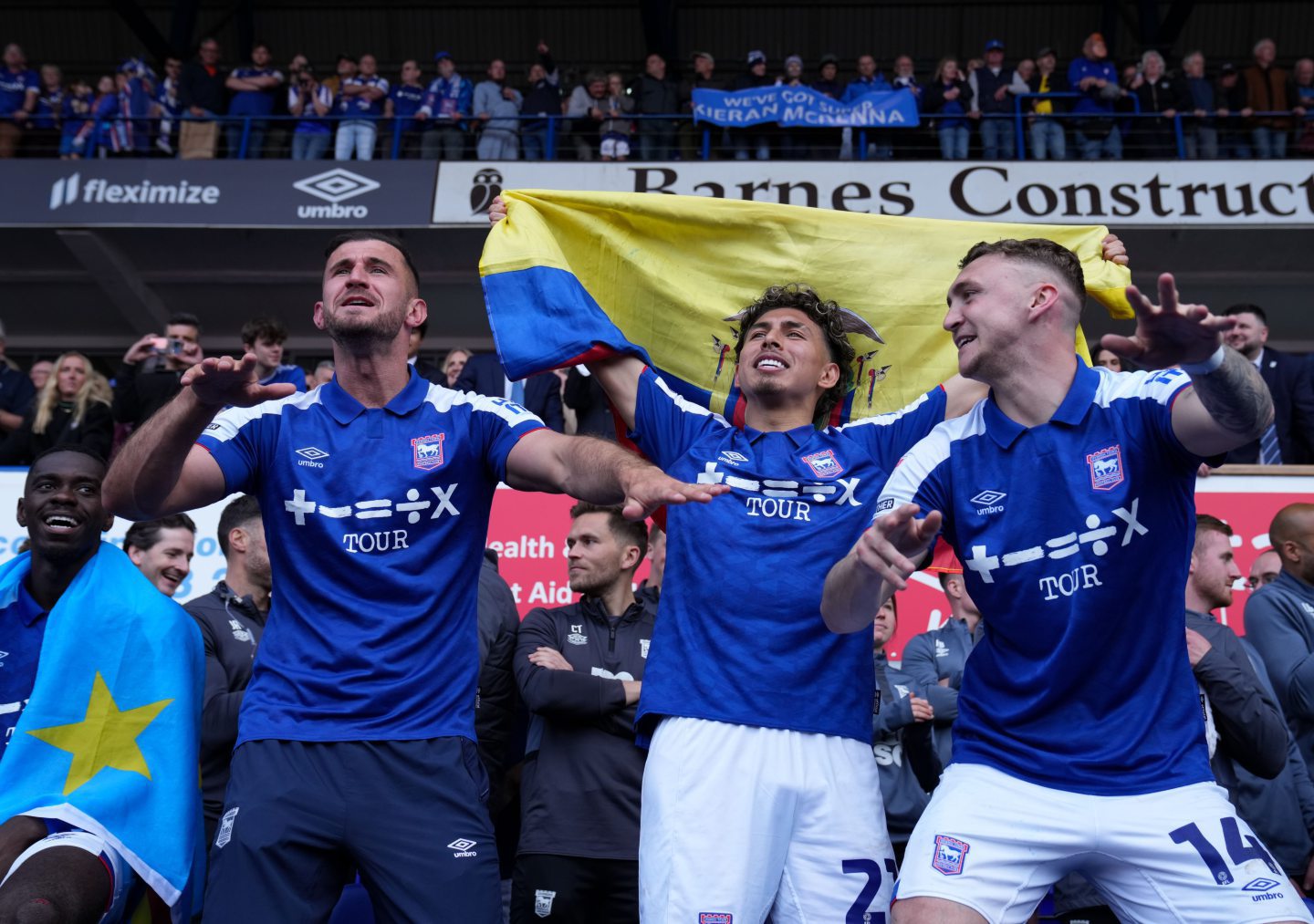 ex-dons-trio-help-ipswich-town-win-promotion-to-premier-league