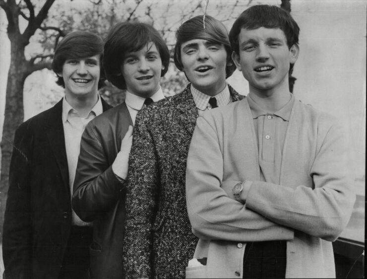 Wayne Fontana with the Mindbenders, Eric Stuart, Bob Lang and Ric Rothwell on May 20, 1964. 