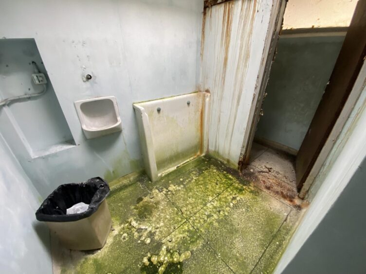 Interior of Bucksburn toilet 
