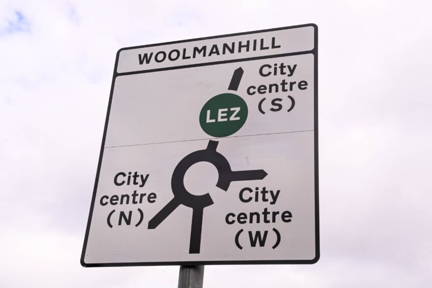 A sign at Woolmanhill