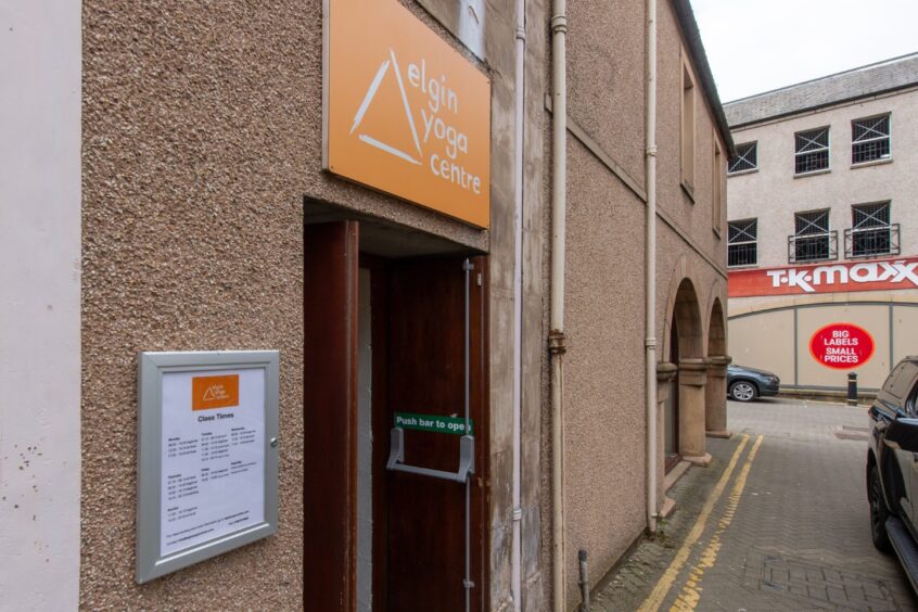 Entrance to Elgin Yoga Centre on Batchen Lane.