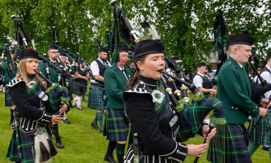 Pipe band in Oldmeldrum