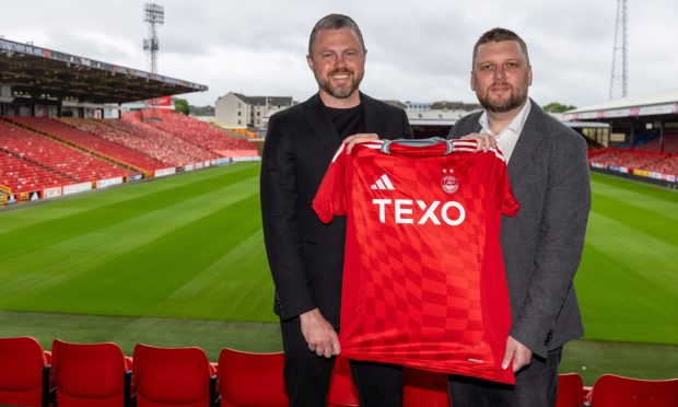 Aberdeen manager Jimmy Thelin and chief executive Alan Burrows. Image: Scott Baxter/DC Thomson.