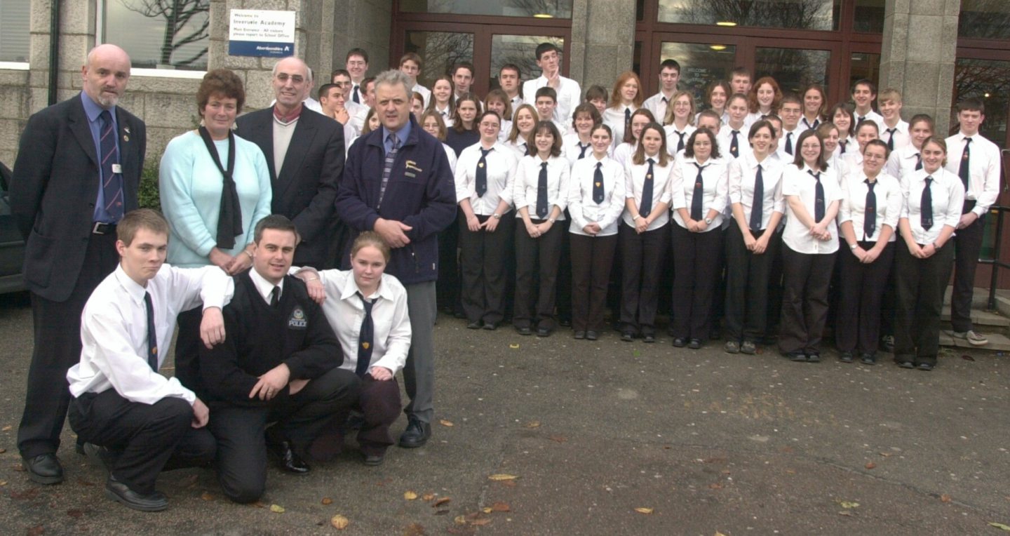 Inverurie Academy pupils in rows along with a staff member and driving instructors/inspectorates