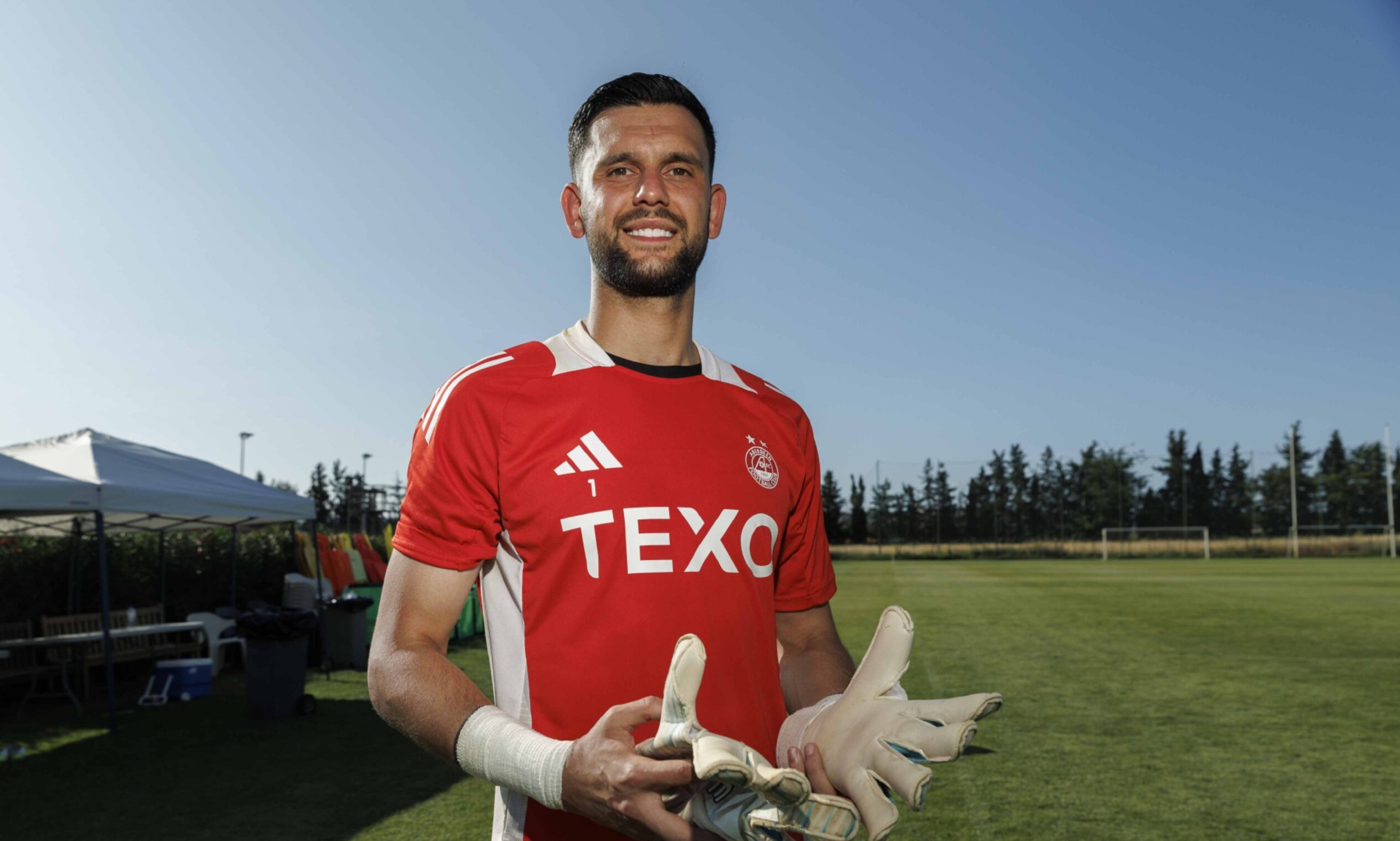 Aberdeen keeper Dimitar Mitov in Portugal. Photo by Ross Johnston/Newsline Media