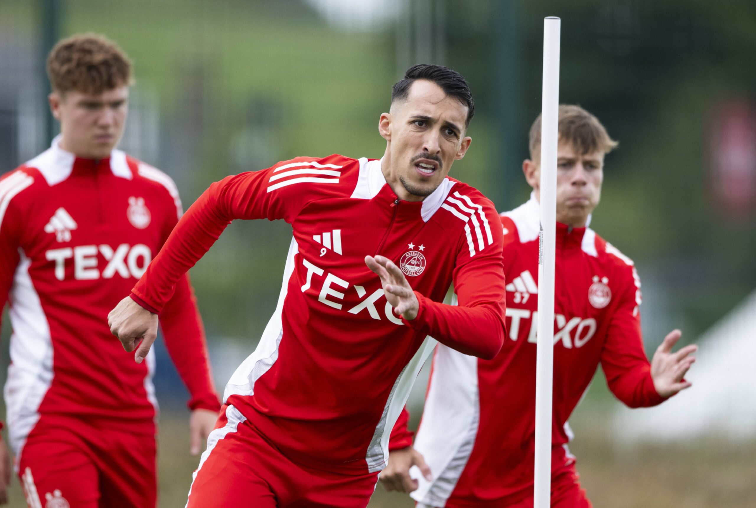 Bojan Miovski during an Aberdeen training session at Cormack Park, on July 19, 2024,. Image: SNS 