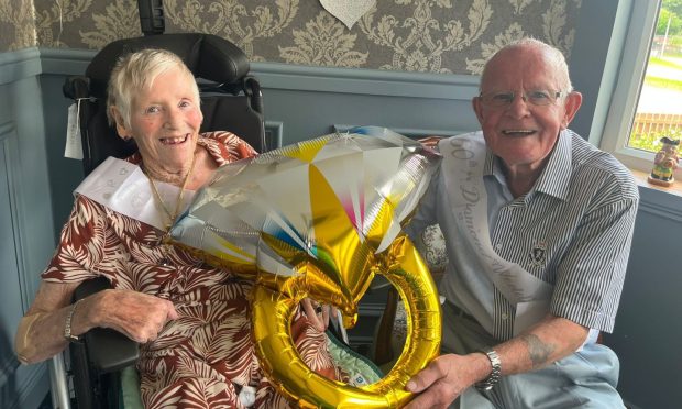 Alice and Alec celebrate 60 years together. Image: Renaissance Care.