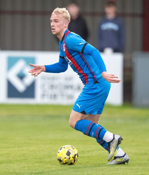 Inverness Caledonian Thistle winger Luis Longstaff goes on the attack during a pre-season friendly against Brora Rangers at Dudgeon Park, Brora, on July 9, 2024. 