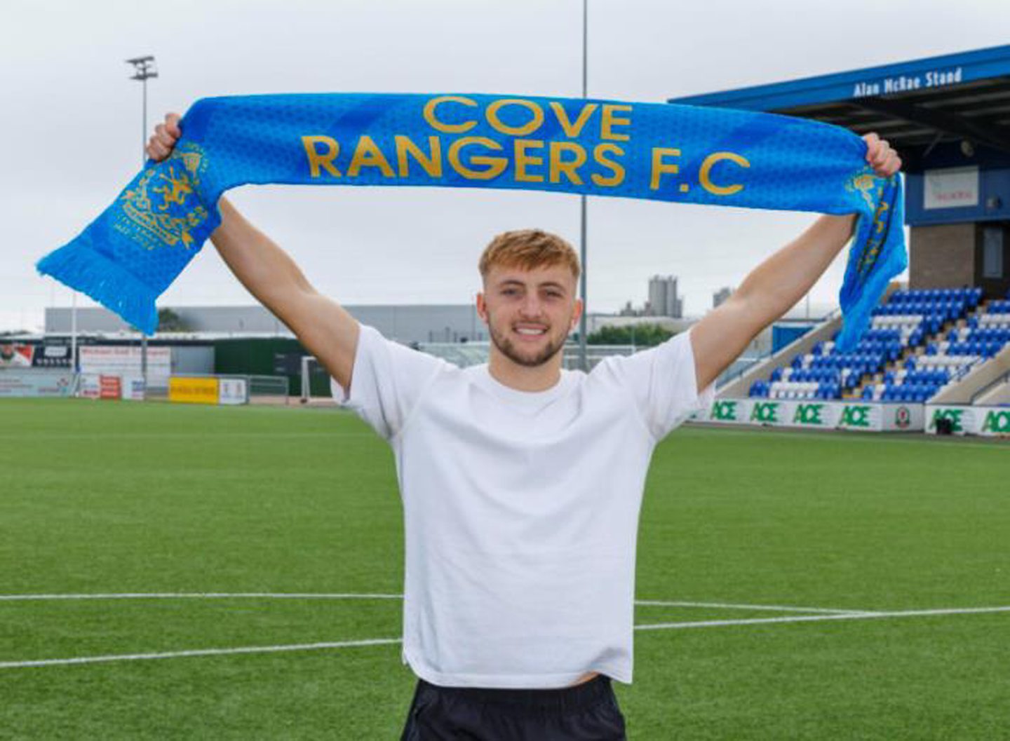 Cove Rangers won't 'rush' signings as McGrath and Murray added
