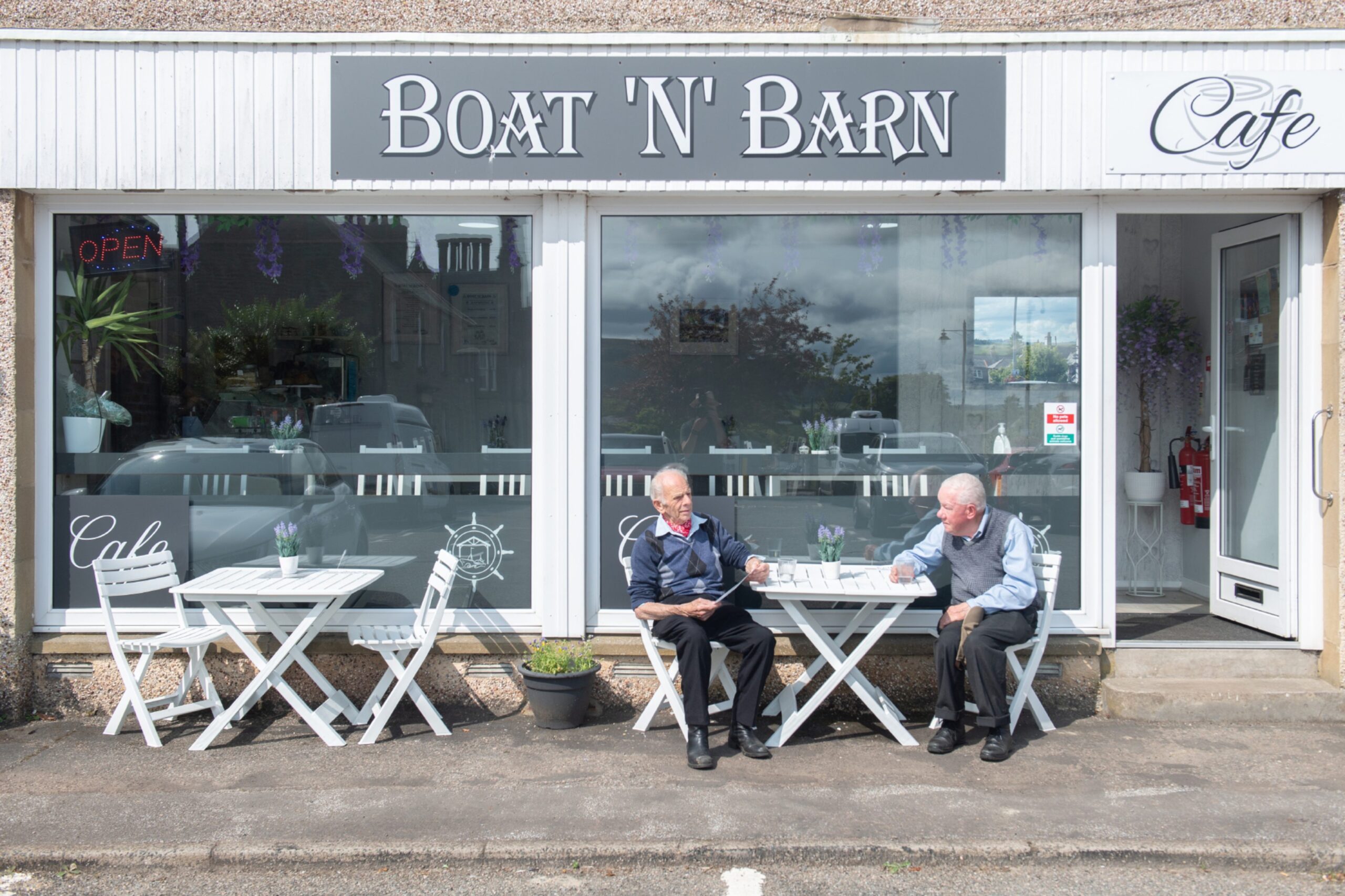 Exterior of Boat n Barn cafe in Keith.