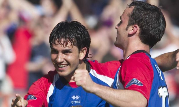 Juanjo, left, celebrates a goal with Inverness team-mate Richie Hart in August 2004. Image: SNS