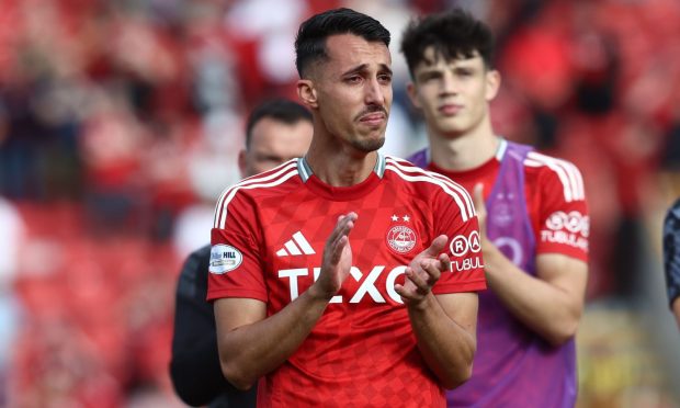 Bojan Miovski gets emotional as he says goodbye to the Aberdeen fans. Image: Shutterstock.