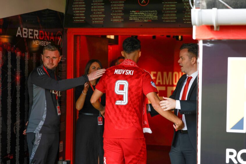 Bojan Miovski (9) of Aberdeen goes down the tunnel at Pittodrie for probably the last time. Image: Shutterstock.