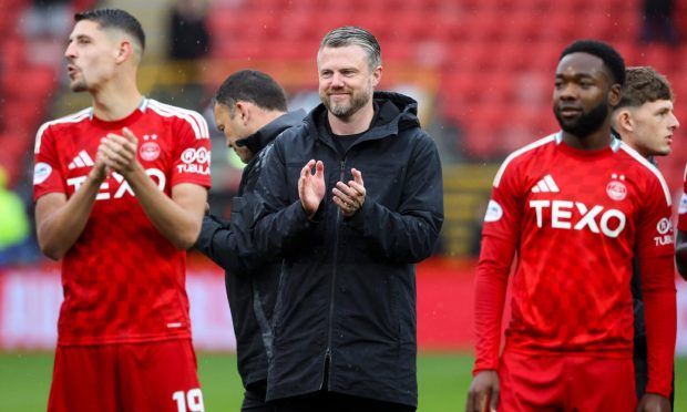 Aberdeen manager Jimmy Thelin at full time after beating Kilmarnock 2-0 at Pittodrie. Image: SNS