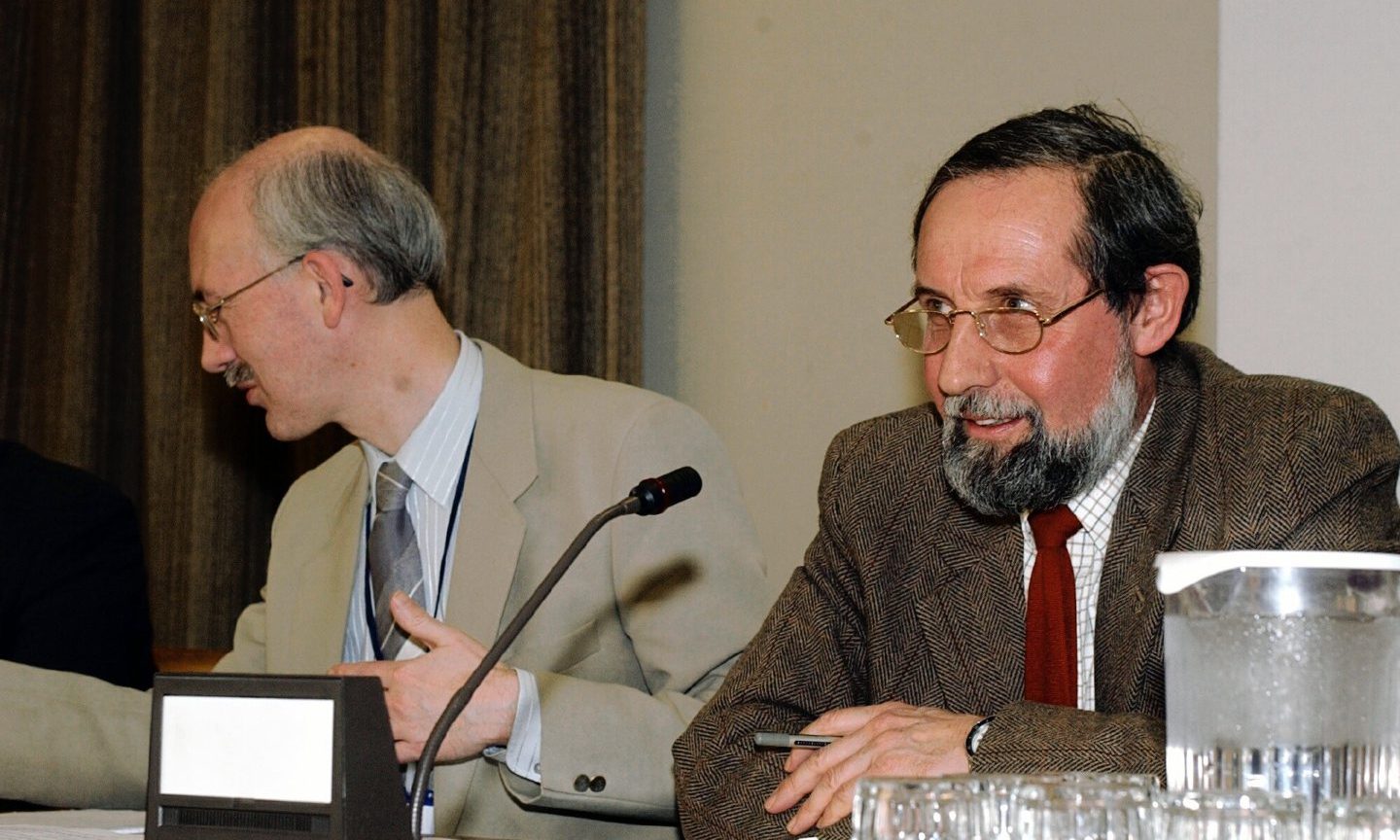 Education committee meeting at Woodhill House chaired by Councillor Richard Stroud, right, with principal committee officer Alastair Nicol, left. (story: Gayle and Lee) (Pic: Gordon Lennox) 05/02/04